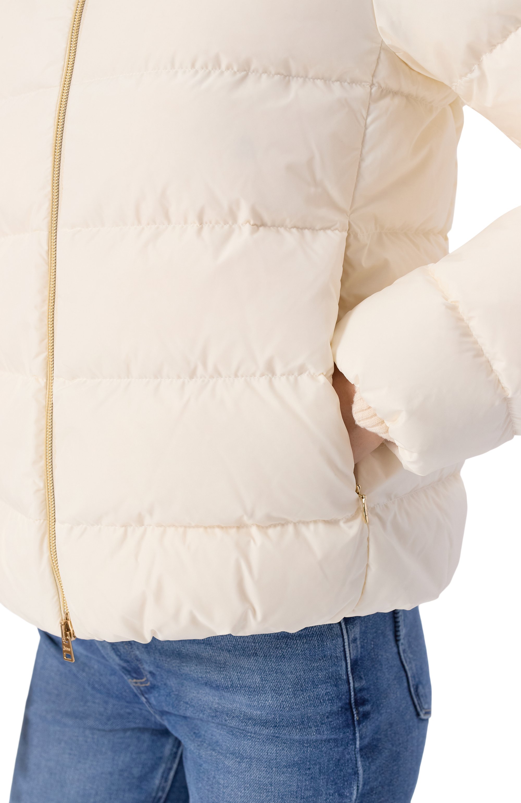 Пуховик HERNO кремового цвета по цене 94400 руб., арт. PI002109D/12004Z, фото 5 Пуховик HERNO, арт. PI002109D/12004Z, фото 5