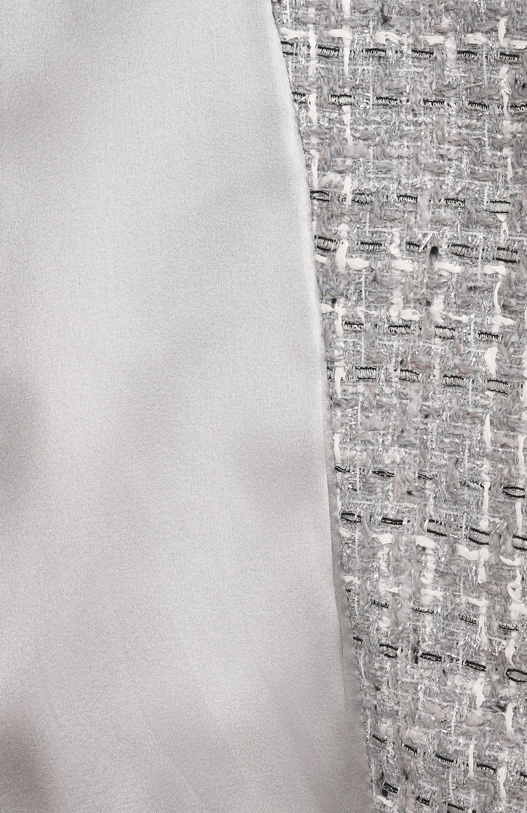 Твидовое пальто DOLCE & GABBANA светло-серого цвета по цене 499500 руб., арт. F0F1ST/FQ0AB, фото 7 Твидовое пальто DOLCE & GABBANA, арт. F0F1ST/FQ0AB, фото 7