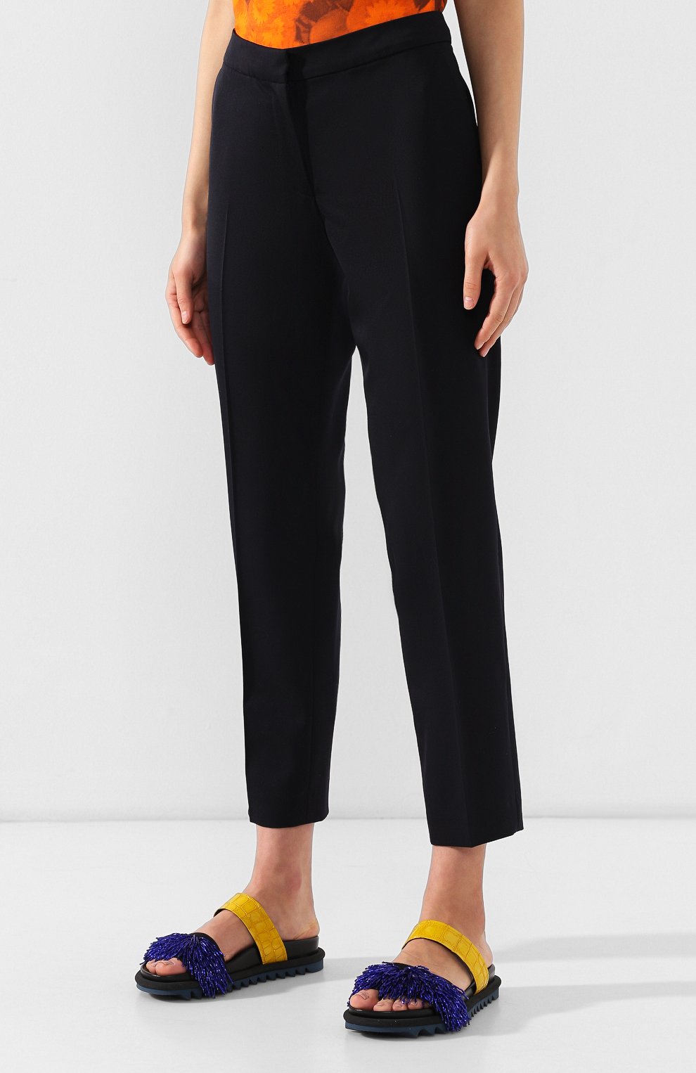 Шерстяные брюки DRIES VAN NOTEN темно-синего цвета по цене 58600 руб., арт. 191-10958-7228, фото 3 Шерстяные брюки DRIES VAN NOTEN, арт. 191-10958-7228, фото 3