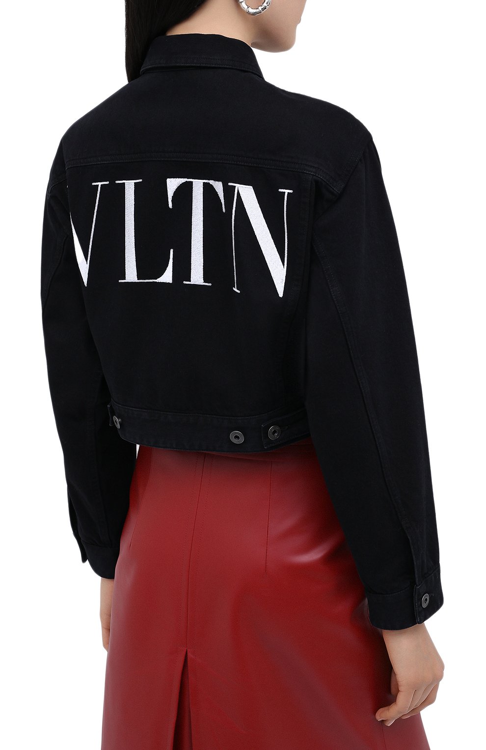 Джинсовая куртка VALENTINO черного цвета по цене 181500 руб., арт. UB3DC01X45J, фото 4 Джинсовая куртка VALENTINO, арт. UB3DC01X45J, фото 4