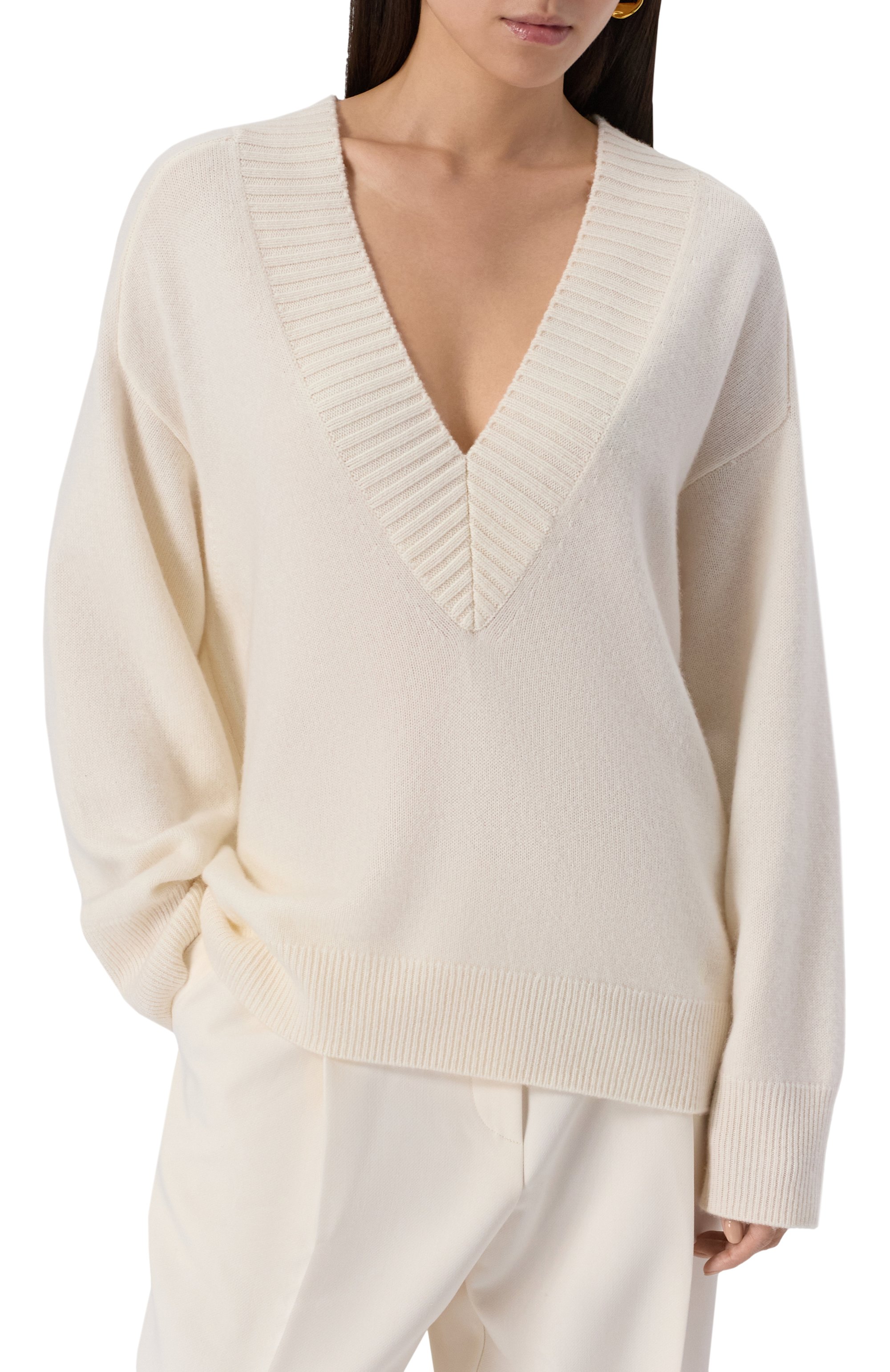 Кашемировый пуловер LOULOU DE SAISON кремового цвета по цене 59950 руб., арт. SAGE, фото 3 Кашемировый пуловер LOULOU DE SAISON, арт. SAGE, фото 3