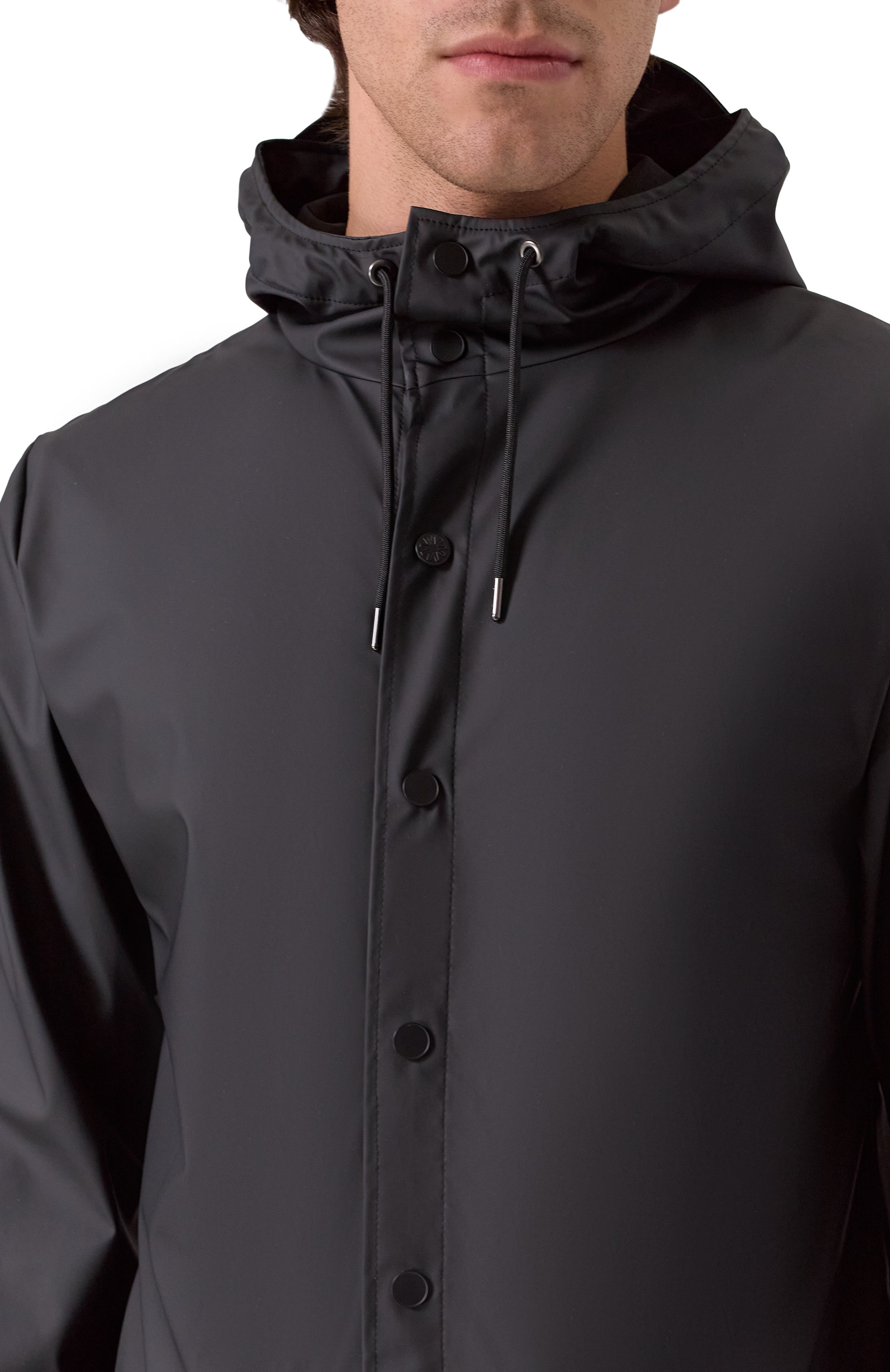 Плащ RAINS черного цвета по цене 11950 руб., арт. RA12010, фото 5 Плащ RAINS, арт. RA12010, фото 5