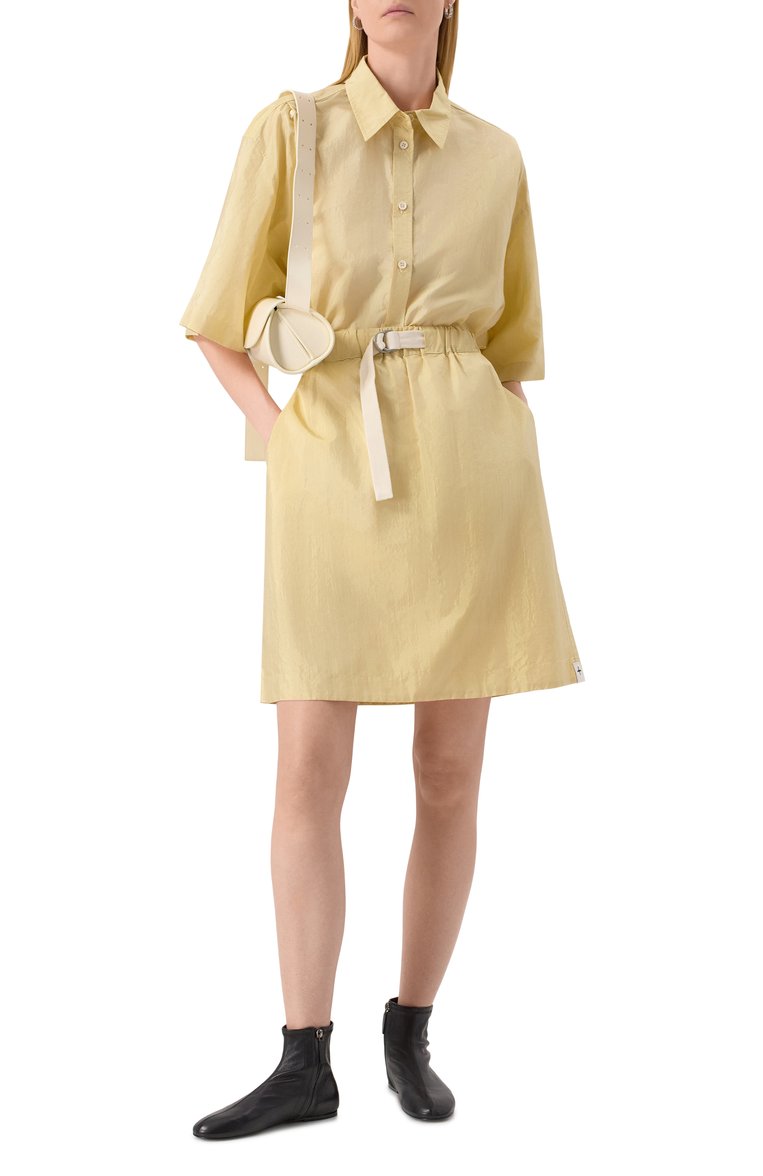 Женская рубашка JIL SANDER желтого цвета, арт. J40DL0167/J70003 | Фото 2 (Длина (для топов): Стандартные; Материал внешний: Синтетический материал, Шелк; Рукава: Короткие; Стили: Кэжуэл; Принт: Без принта; Кросс-КТ: костюм; Женское Кросс-КТ: Рубашка-одежда; Автоматизация ТО: Проставлено; Автоматизация состава: Проставлено)