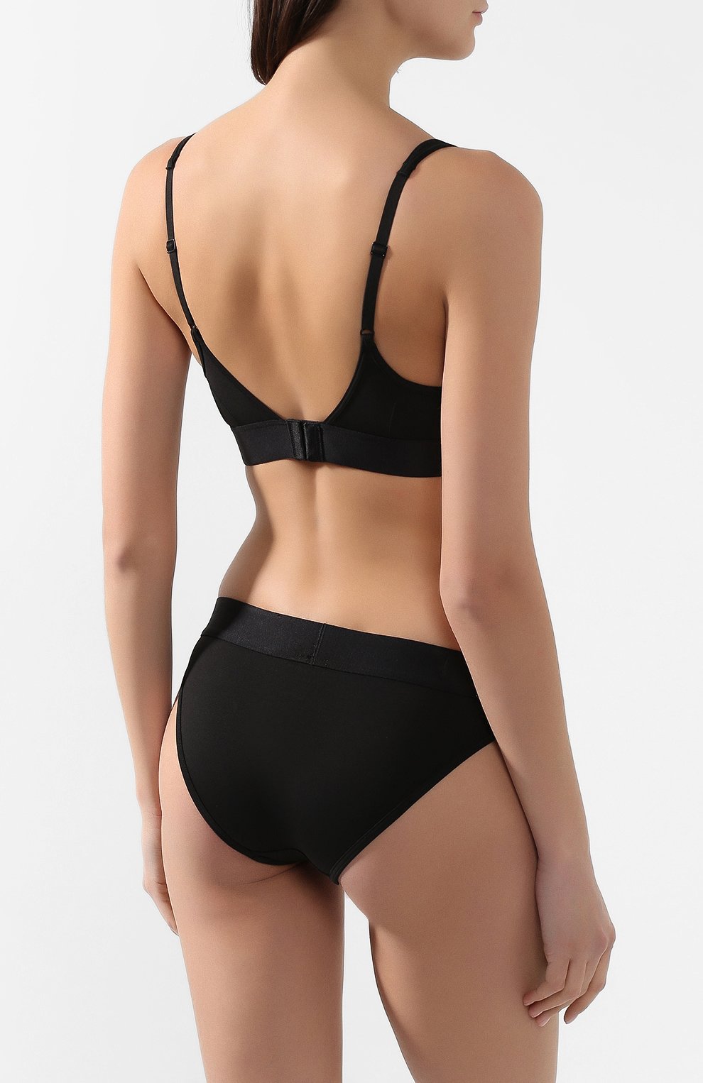 Бюстгальтер с мягкой чашкой CALVIN KLEIN черного цвета по цене 5810 руб., арт. QF4947E, фото 3 Бюстгальтер с мягкой чашкой CALVIN KLEIN, арт. QF4947E, фото 3