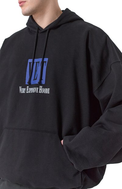 Хлопковое худи VETEMENTS черного цвета по цене 91950 руб., арт. UA66HD640B, фото 5 Хлопковое худи VETEMENTS, арт. UA66HD640B, фото 5