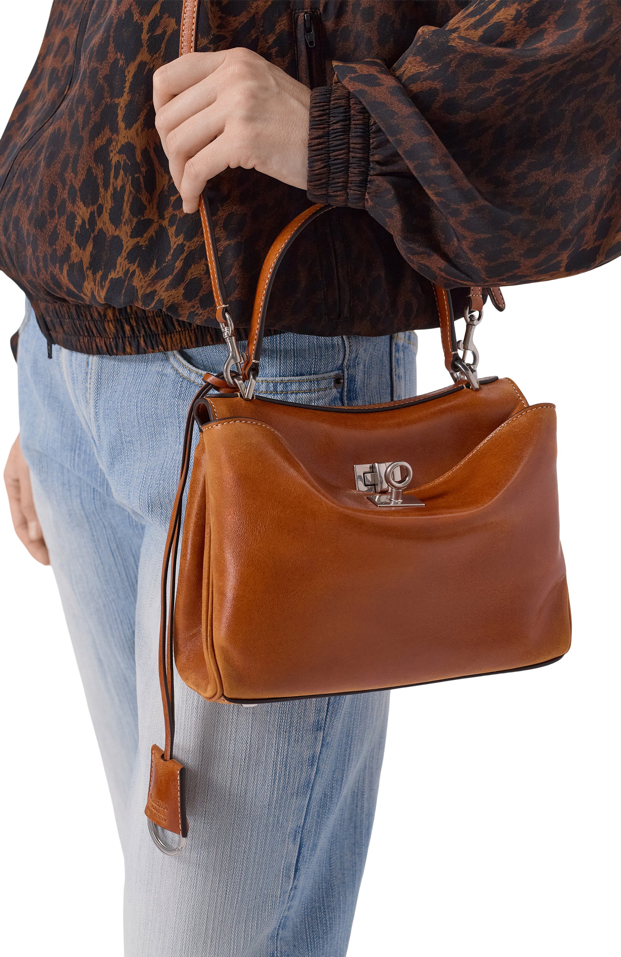 Сумка rodeo mini BALENCIAGA светло-коричневого цвета по цене 424000 руб., арт. 843712/2ABP7, фото 2 Сумка rodeo mini BALENCIAGA, арт. 843712/2ABP7, фото 2