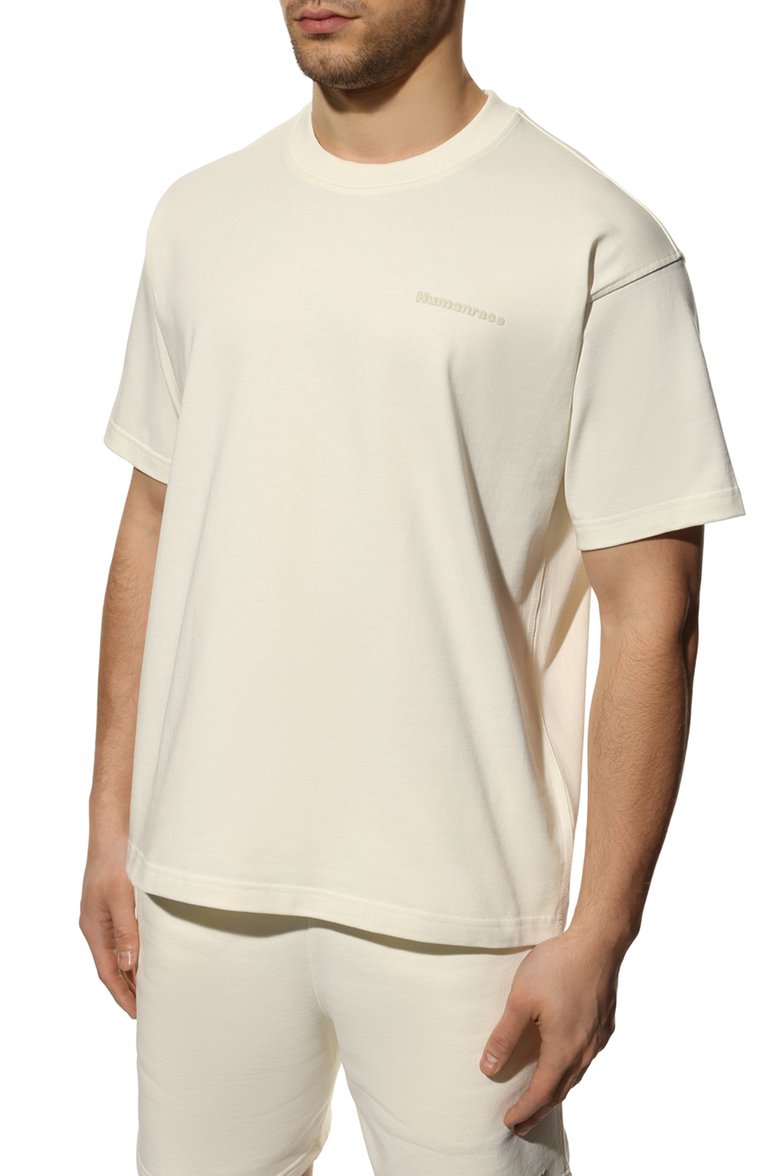 Мужская хлопковая футболка adidas originals x pharrell williams ADIDAS ORIGINALS кремового цвета, арт. HG1803 | Фото 3 (Длина (для топов): Стандартные; Материал внешний: Хлопок; Рукава: Короткие; Принт: Без принта; Стили: Спорт-шик; Нос: Не проставлено; Региональные ограничения белый список (Axapta Mercury): Не проставлено; Мужское Кросс-КТ: Футболка-одежда; Кросс-КТ: Джерси)
