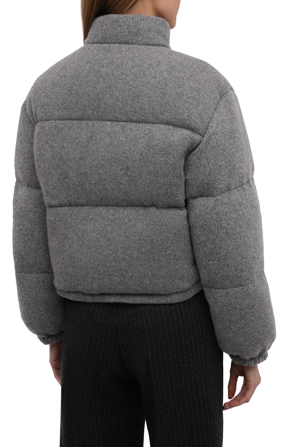 Пуховик из шерсти и кашемира PRADA серого цвета по цене 285000 руб., арт. P25I07-1Y02-F0031-211, фото 4 Пуховик из шерсти и кашемира PRADA, арт. P25I07-1Y02-F0031-211, фото 4
