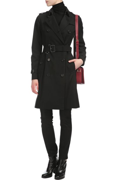 Хлопковый тренч kensington BURBERRY черного цвета по цене 225000 руб., арт. 3900456, фото 4 Хлопковый тренч kensington BURBERRY, арт. 3900456, фото 4