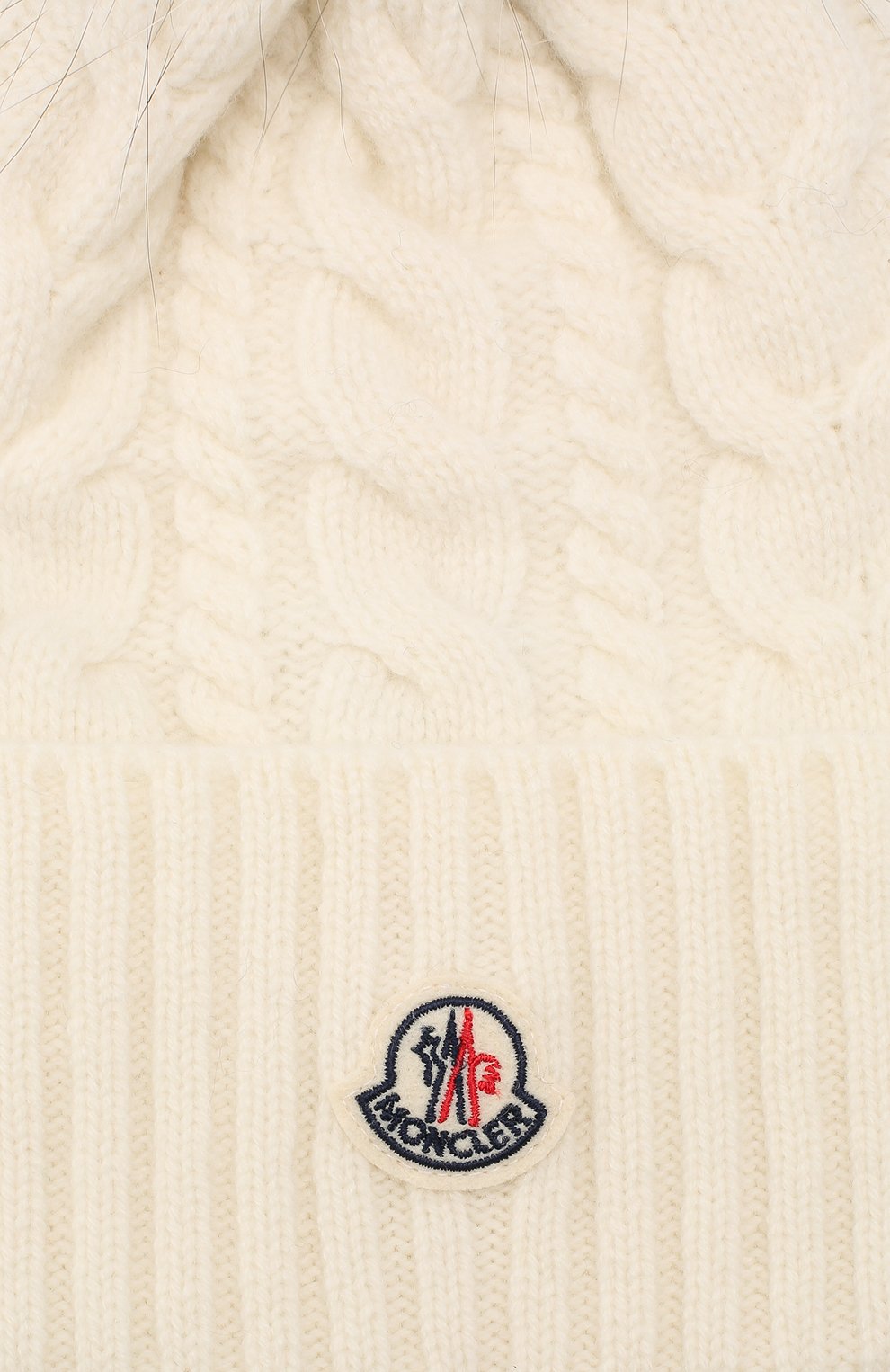 Шапка из смеси шерсти и кашемира MONCLER белого цвета по цене 32100 руб., арт. E2-093-99608-10-948AK, фото 3 Шапка из смеси шерсти и кашемира MONCLER, арт. E2-093-99608-10-948AK, фото 3