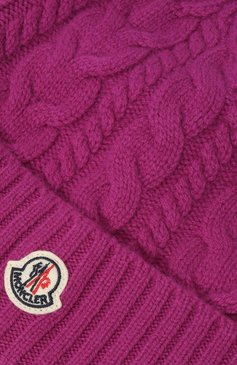 Женская шерстяная шапка MONCLER сиреневого цвета, арт. 9Z703-00-A9328 | Фото 4 (Материал сплава: Проставлено; Материал: Шерсть, Текстиль, Кашемир; Нос: Не проставлено)