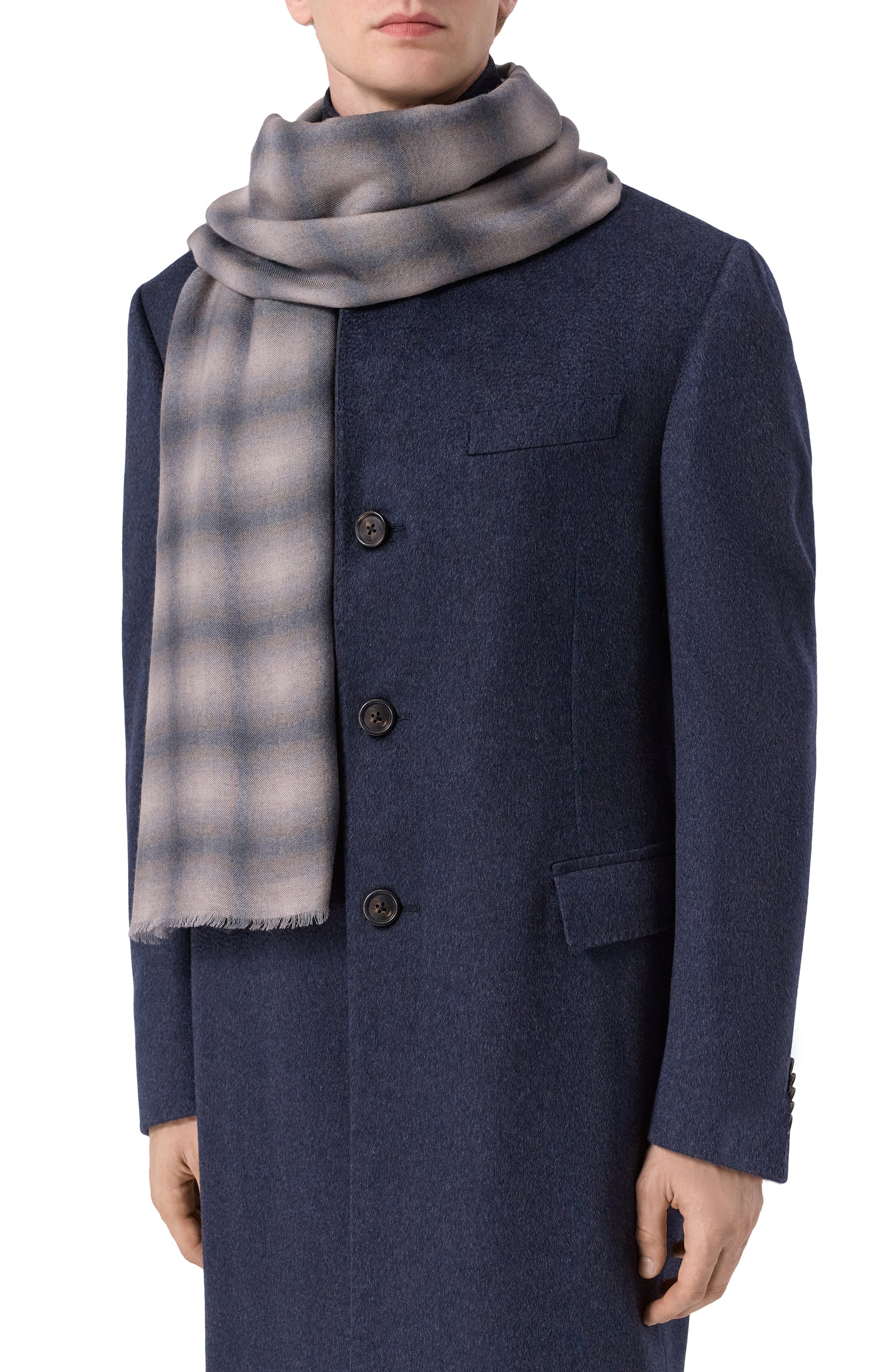 Шарф из шерсти и кашемира GIORGIO ARMANI разноцветного цвета по цене 140500 руб., арт. GM002218/AF20341, фото 2 Шарф из шерсти и кашемира GIORGIO ARMANI, арт. GM002218/AF20341, фото 2