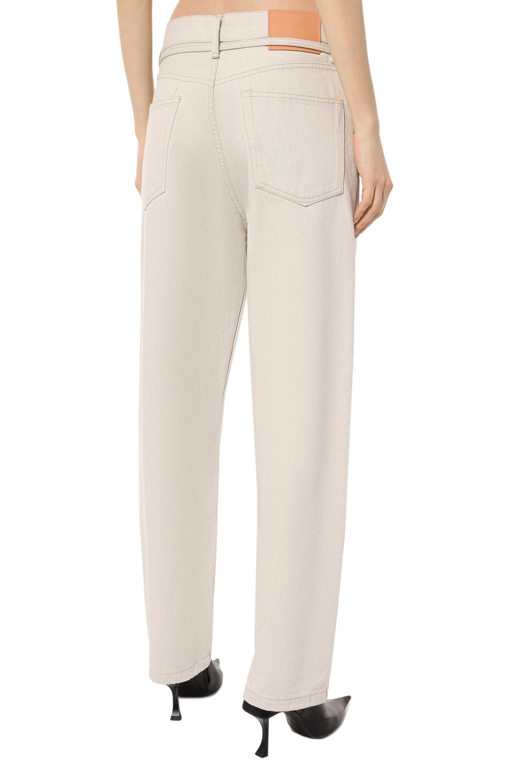 Джинсы ACNE STUDIOS кремового цвета по цене 41250 руб., арт. ACNE STUDI0S 1991 T0J P0LARBUR, фото 4 Джинсы ACNE STUDIOS, арт. ACNE STUDI0S 1991 T0J P0LARBUR, фото 4