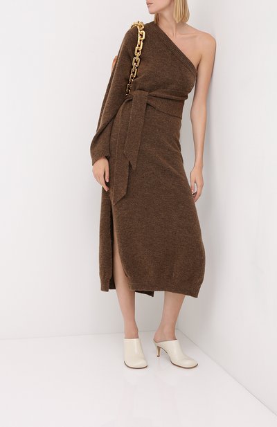 Платье-миди NANUSHKA коричневого цвета по цене 46150 руб., арт. CEDR0_BR0WN_FLUFFY KNIT, фото 2 Платье-миди NANUSHKA, арт. CEDR0_BR0WN_FLUFFY KNIT, фото 2