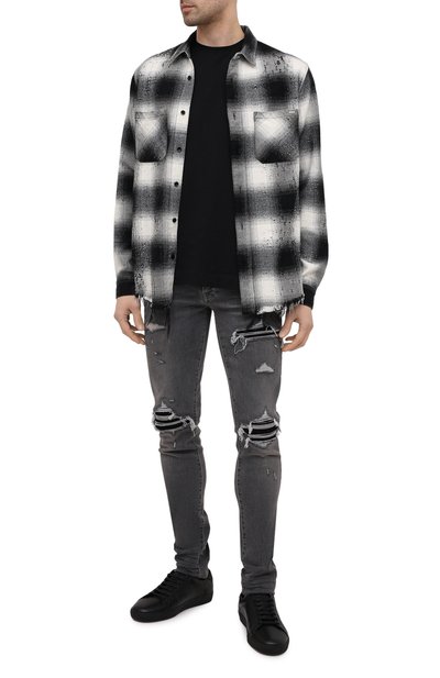 Джинсы AMIRI серого цвета по цене 116000 руб., арт. MDS009-031, фото 2 Джинсы AMIRI, арт. MDS009-031, фото 2