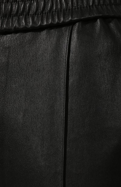Кожаные брюки SPRWMN черного цвета по цене 99500 руб., арт. J0G-011-L/SLIM J0GGER SATEEN TUX, фото 5 Кожаные брюки SPRWMN, арт. J0G-011-L/SLIM J0GGER SATEEN TUX, фото 5