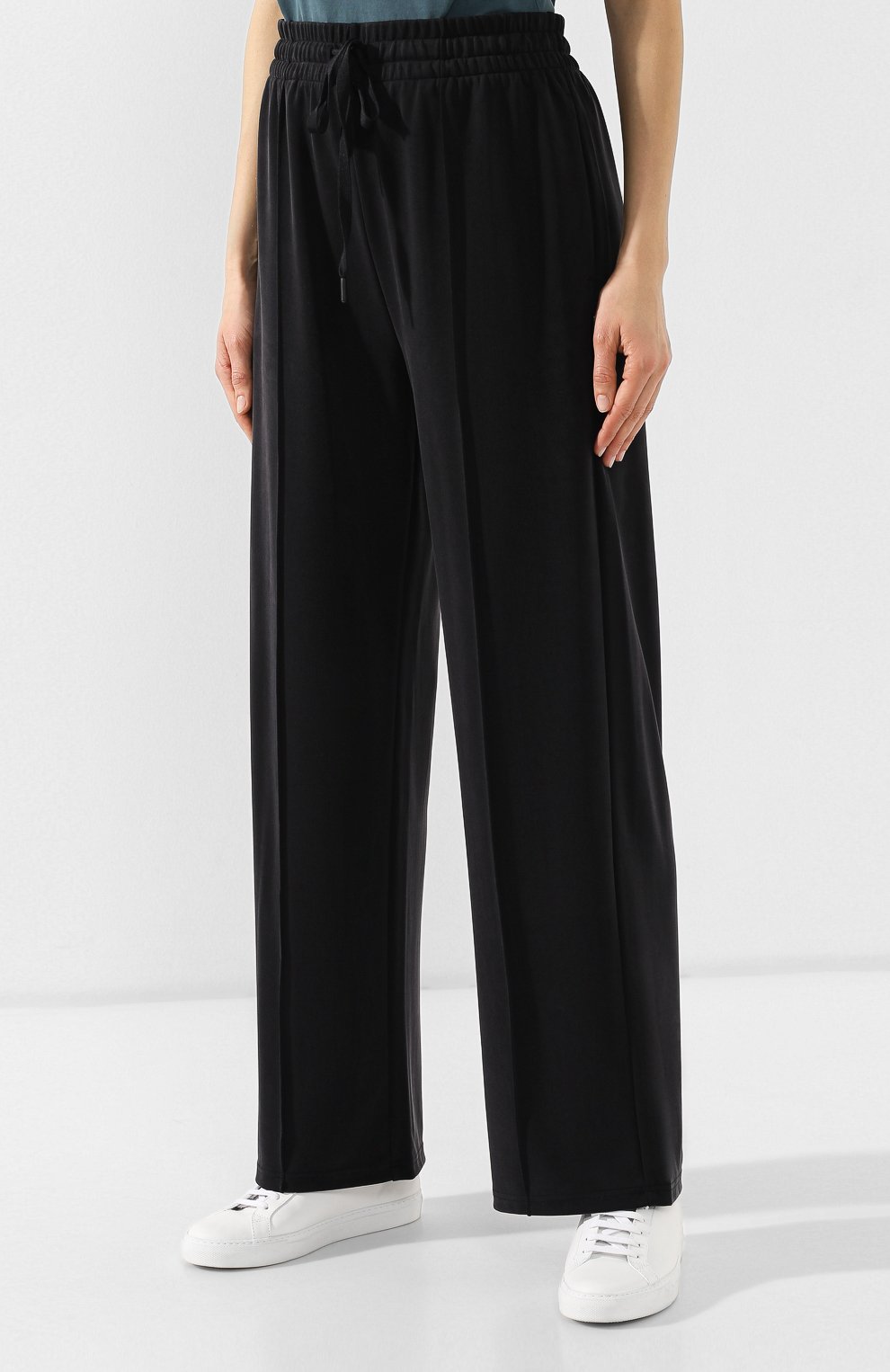 Брюки свободного кроя ALEXANDERWANG.T черного цвета по цене 26450 руб., арт. 4C194008, фото 3 Брюки свободного кроя ALEXANDERWANG.T, арт. 4C194008, фото 3