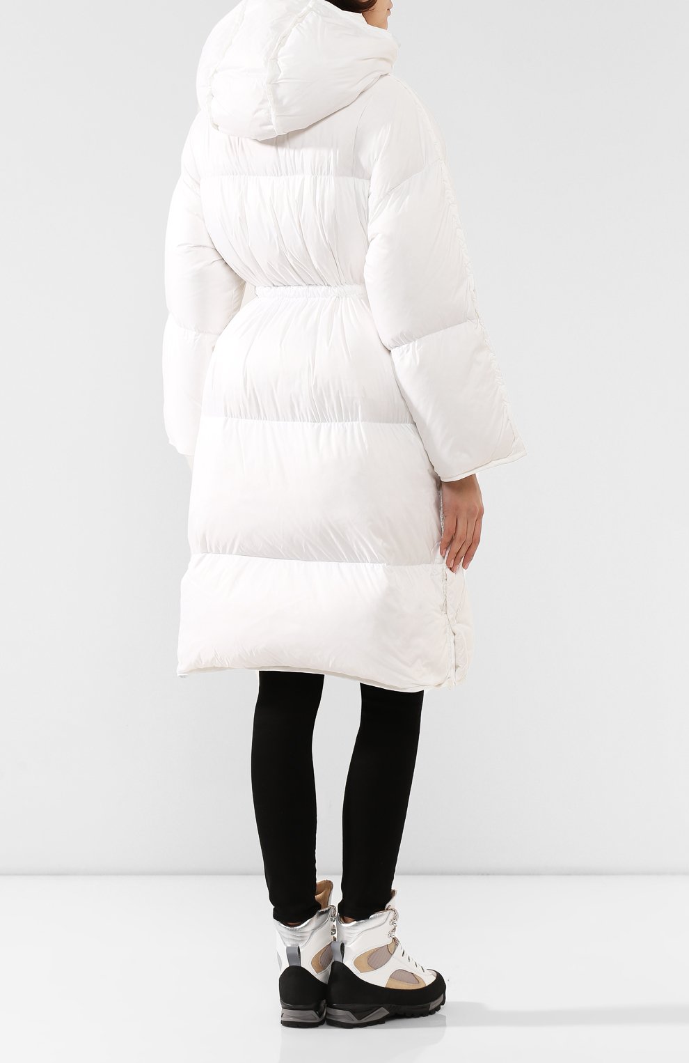 Пуховик ACNE STUDIOS белого цвета по цене 145500 руб., арт. A90145, фото 4 Пуховик ACNE STUDIOS, арт. A90145, фото 4