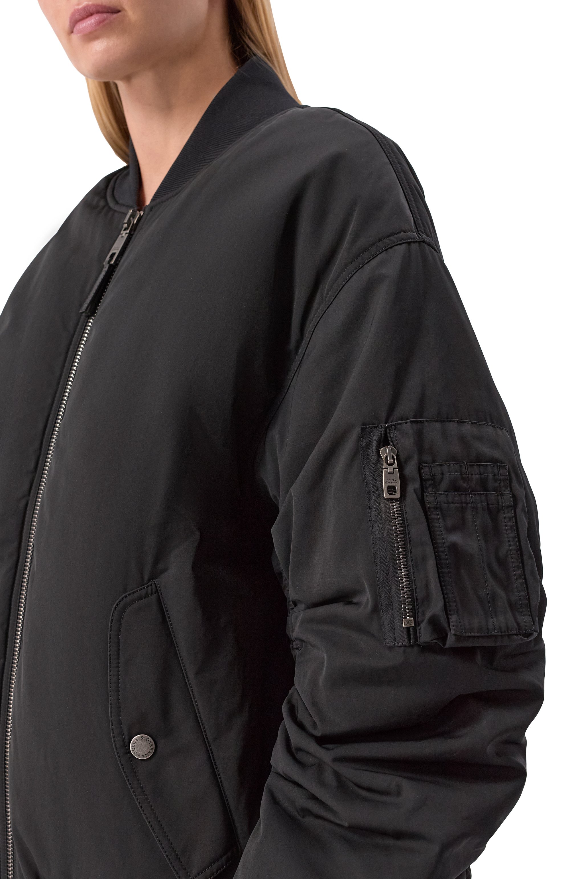 Бомбер DOLCE & GABBANA черного цвета по цене 257500 руб., арт. F9T50T/HUMV3, фото 5 Бомбер DOLCE & GABBANA, арт. F9T50T/HUMV3, фото 5