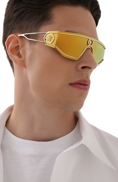 Солнцезащитные очки VERSACE золотого цвета по цене 22000 руб., арт. 2226-10027P, фото 3 Солнцезащитные очки VERSACE, арт. 2226-10027P, фото 3
