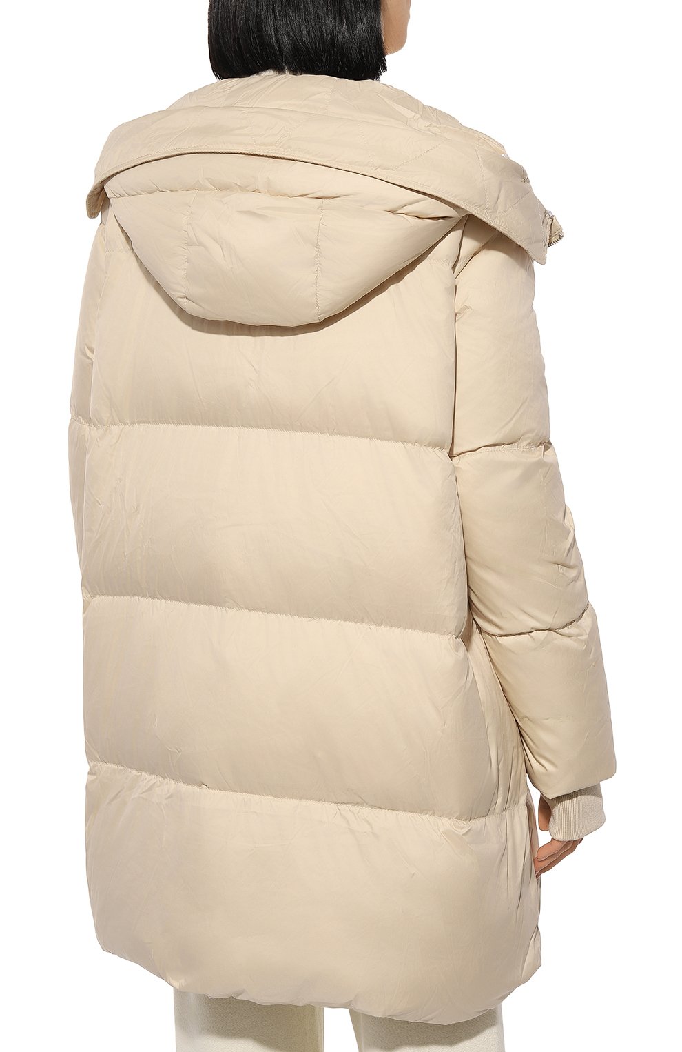 Пуховик с отделкой из меха песца MAX AND MOI кремового цвета по цене 94150 руб., арт. DAV0, фото 6 Пуховик с отделкой из меха песца MAX AND MOI, арт. DAV0, фото 6