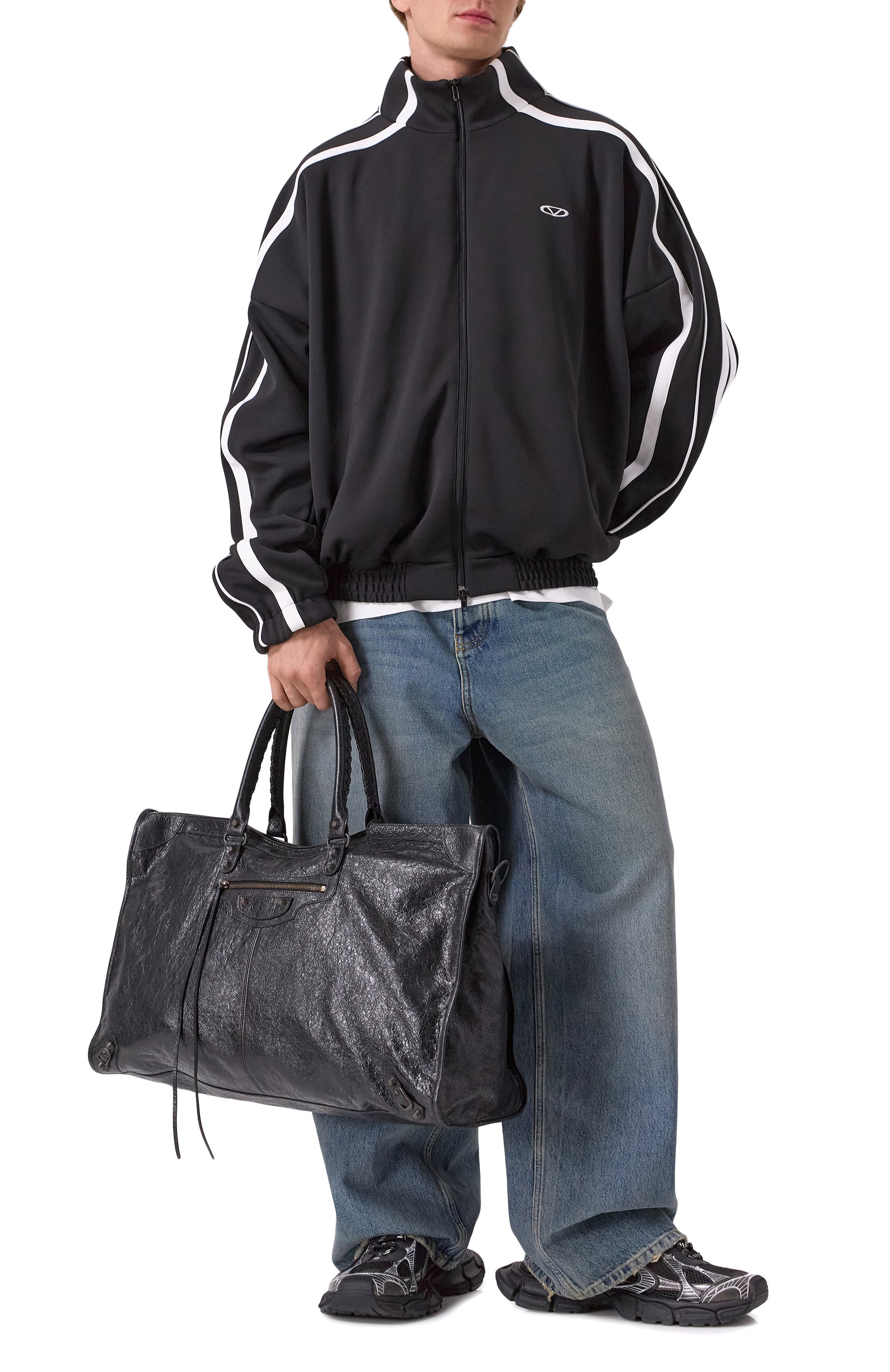 Сумка le city travel BALENCIAGA черного цвета по цене 498000 руб., арт. 810364/2ABEK, фото 7 Сумка le city travel BALENCIAGA, арт. 810364/2ABEK, фото 7