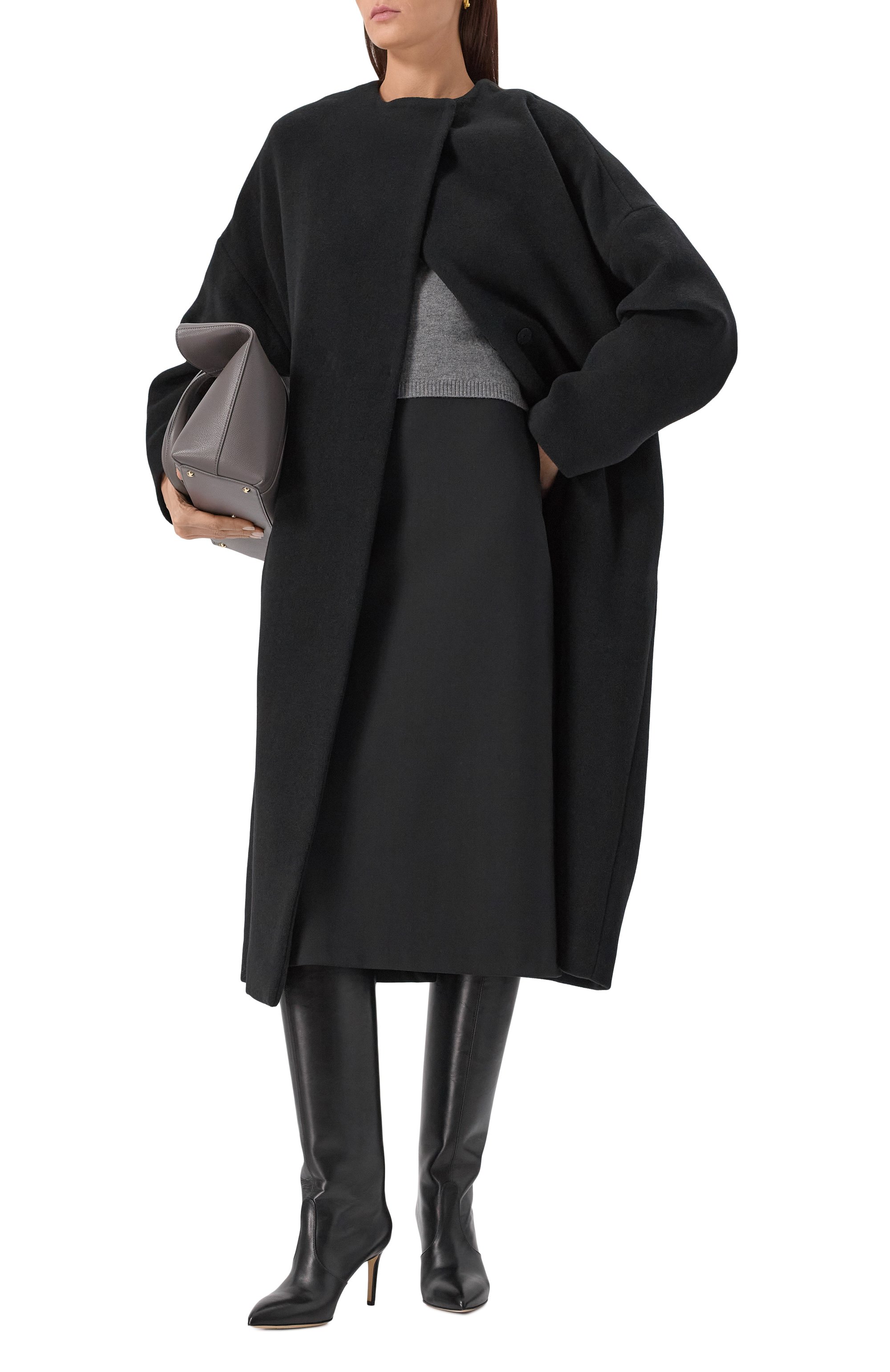 Пальто N21 черного цвета по цене 110000 руб., арт. N032/3062, фото 2 Пальто N21, арт. N032/3062, фото 2