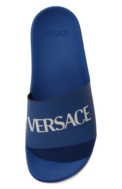 Шлепанцы VERSACE синего цвета по цене 17300 руб., арт. 1013236/1A09438/34-40, фото 4 Шлепанцы VERSACE, арт. 1013236/1A09438/34-40, фото 4