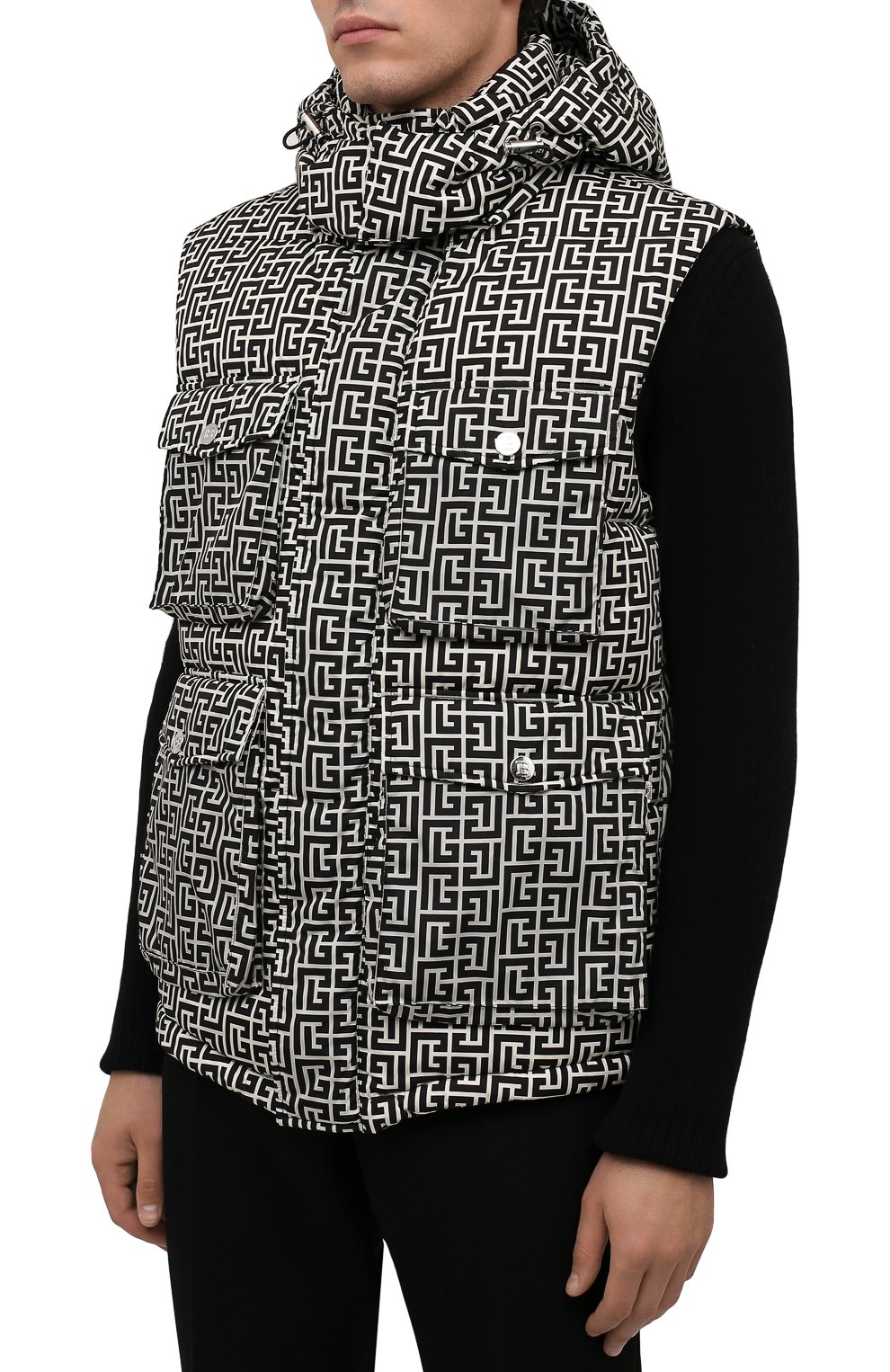 Пуховый жилет BALMAIN кремового цвета по цене 228500 руб., арт. WH1T0025/I687, фото 3 Пуховый жилет BALMAIN, арт. WH1T0025/I687, фото 3