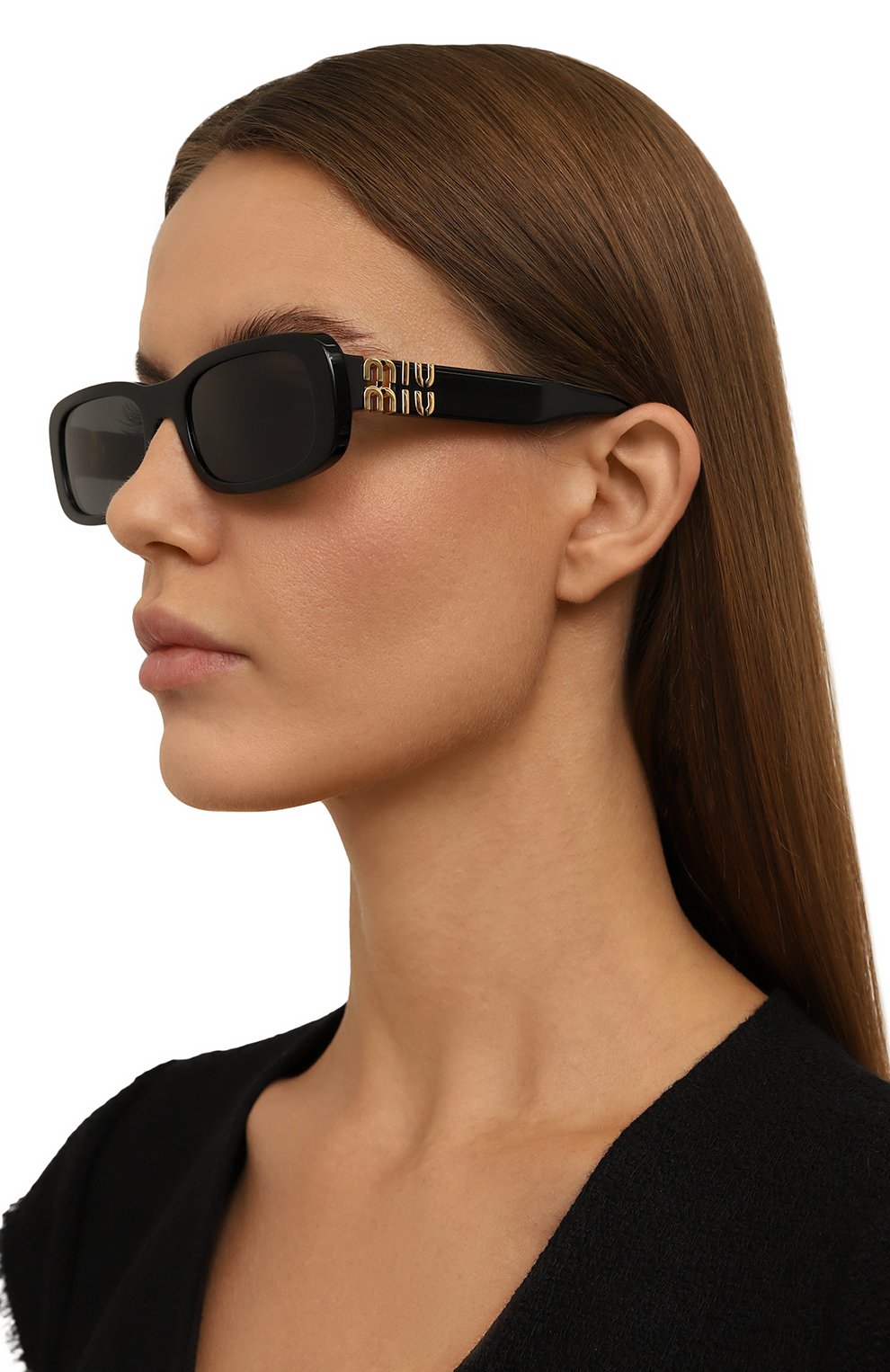 Солнцезащитные очки MIU MIU черного цвета по цене 56150 руб., арт. 08ZS-1AB5S0, фото 2 Солнцезащитные очки MIU MIU, арт. 08ZS-1AB5S0, фото 2