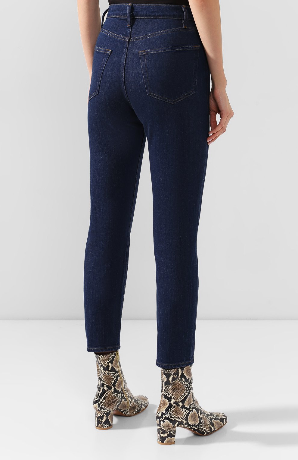 Джинсы FRAME DENIM синего цвета по цене 23600 руб., арт. L0J439, фото 4 Джинсы FRAME DENIM, арт. L0J439, фото 4