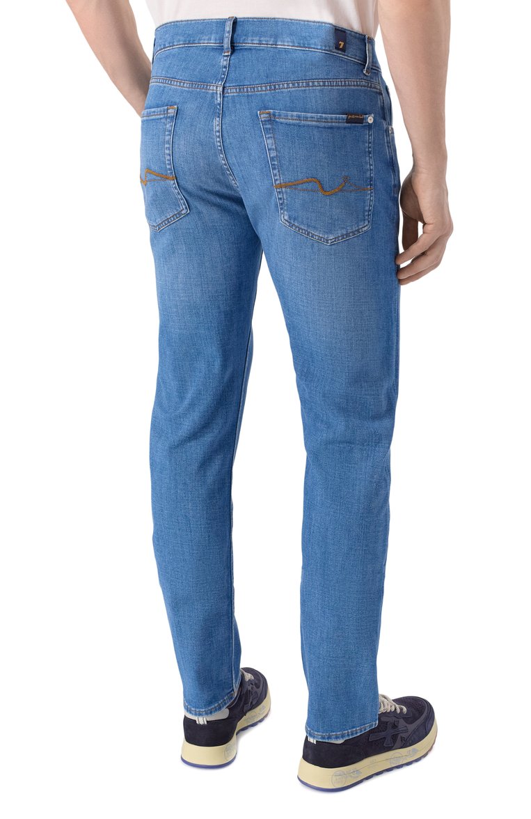 Мужские джинсы straight 7 FOR ALL MANKIND синего цвета, арт. 7T121R51 | Фото 4 (Длина (брюки, джинсы): Стандартные; Материал внешний: Хлопок, Деним; Детали: Делаве; Силуэт М (брюки): Прямые; Кросс-КТ: Деним; Стили: Повседневный; Автоматизация состава: Проставлено; Автоматизация ТО: Проставлено)