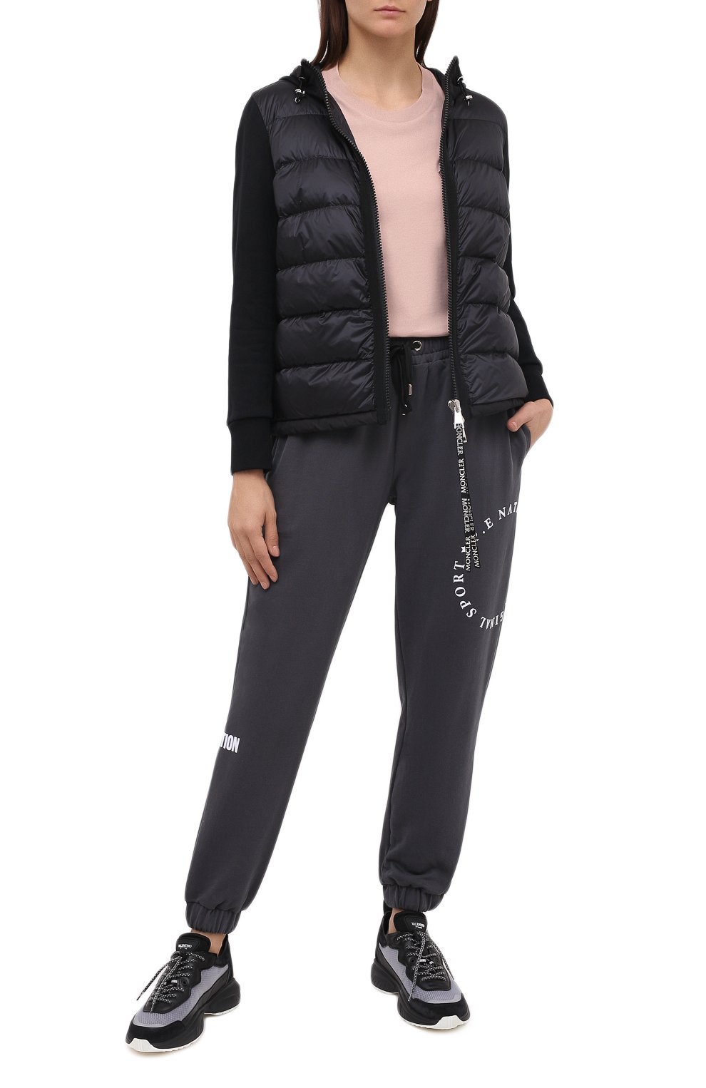 Утепленная толстовка MONCLER черного цвета по цене 95400 руб., арт. F2-093-8G503-00-V8053, фото 2 Утепленная толстовка MONCLER, арт. F2-093-8G503-00-V8053, фото 2