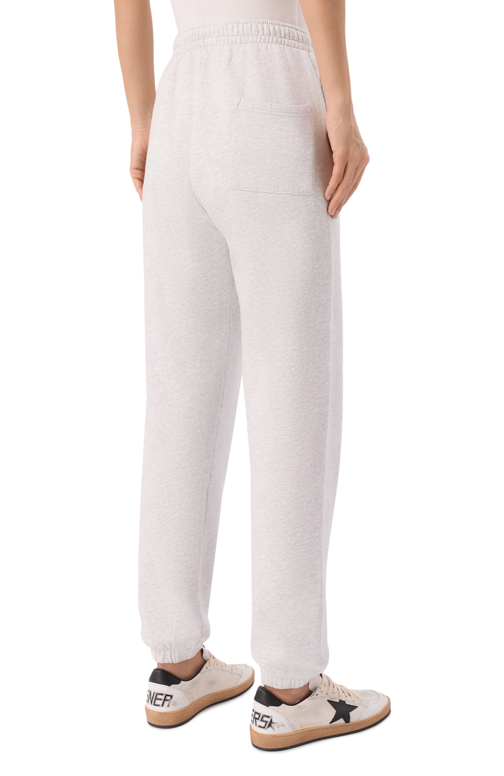 Хлопковые джоггеры SPORTY AND RICH светло-серого цвета по цене 27900 руб., арт. PA08784300GY03, фото 4 Хлопковые джоггеры SPORTY AND RICH, арт. PA08784300GY03, фото 4