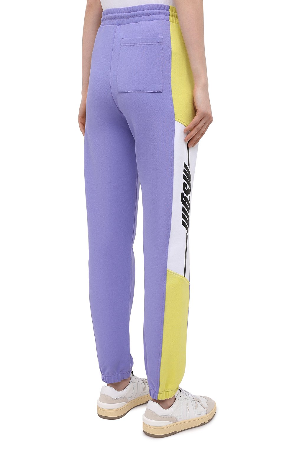 Хлопковые джоггеры MSGM сиреневого цвета по цене 35850 руб., арт. 3041MDP62 217299, фото 4 Хлопковые джоггеры MSGM, арт. 3041MDP62 217299, фото 4