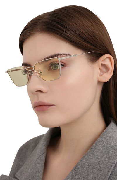 Солнцезащитные очки GENTLE MONSTER серебряного цвета по цене 32900 руб., арт. KARMA 02, фото 2 Солнцезащитные очки GENTLE MONSTER, арт. KARMA 02, фото 2