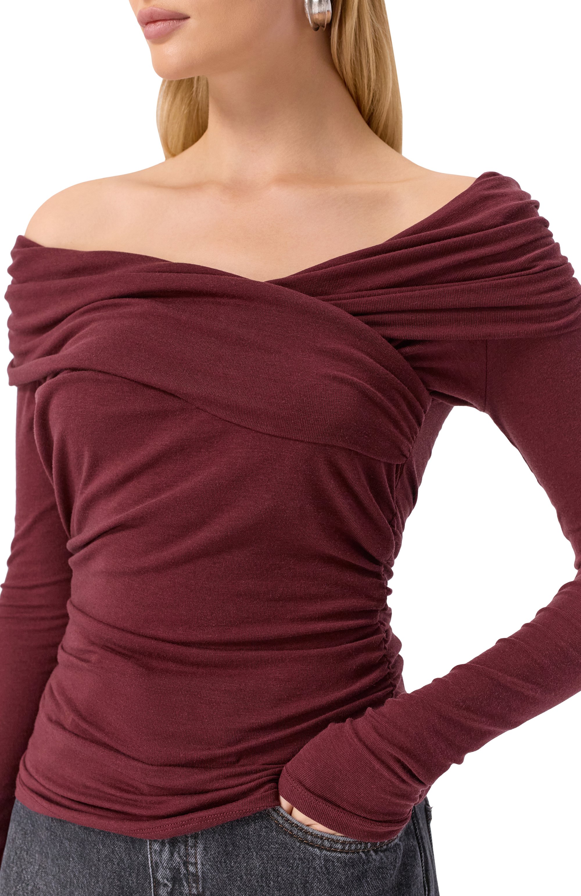 Топ из вискозы и шерсти 12 STOREEZ бордового цвета по цене 9800 руб., арт. 133777, фото 5 Топ из вискозы и шерсти 12 STOREEZ, арт. 133777, фото 5