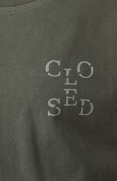 Женская хлопковая футболка CLOSED темно-зеленого цвета, арт. C95228-44H-AM | Фото 6 (Материал сплава: Проставлено; Длина (для топов): Стандартные; Рукава: Короткие; Драгоценные камни: Проставлено; Стили: Кэжуэл; Принт: С принтом; Материал внешний: Хлопок)