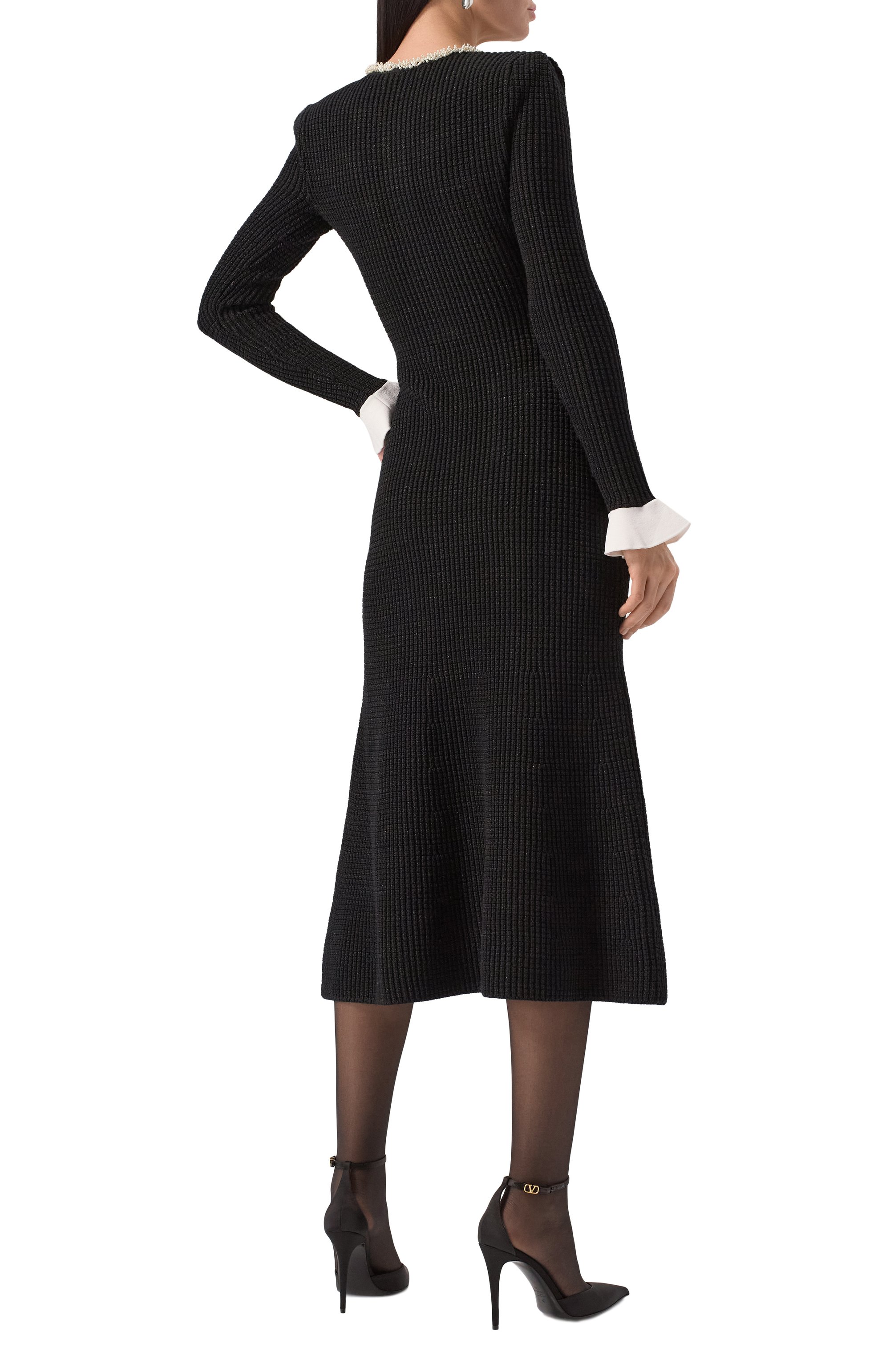 Платье SELF-PORTRAIT черного цвета по цене 67900 руб., арт. RS25-087M-B, фото 4 Платье SELF-PORTRAIT, арт. RS25-087M-B, фото 4