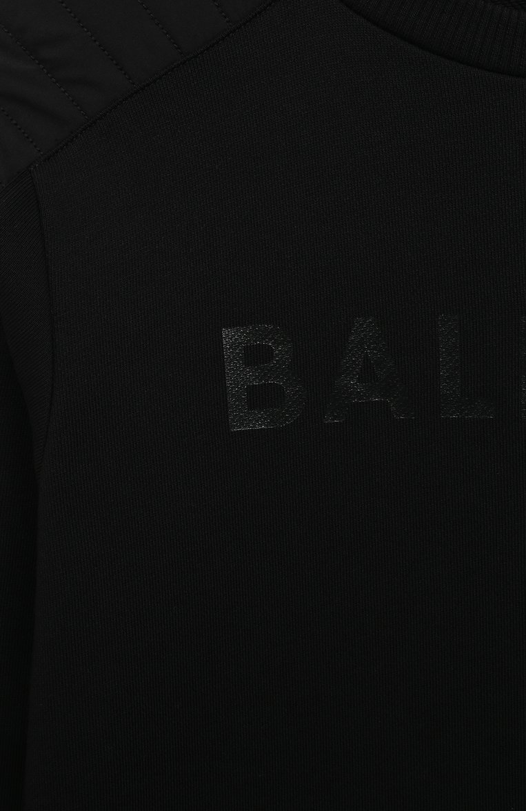 Детский хлопковый свитшот BALMAIN черного цвета, арт. BT4P50 | Фото 3 (Рукава: Длинные; Материал сплава: Проставлено; Материал внешний: Хлопок; Драгоценные камни: Проставлено; Мальчики Кросс-КТ: Свитшот-одежда)