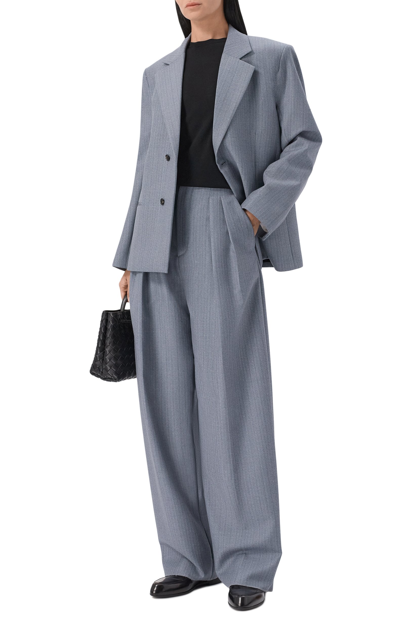 Шерстяные брюки BOTTEGA VENETA голубого цвета по цене 199500 руб., арт. 876661/V6020, фото 2 Шерстяные брюки BOTTEGA VENETA, арт. 876661/V6020, фото 2
