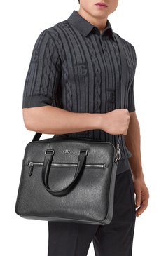 Мужская портфель gancini FERRAGAMO черного цвета, арт. 240986/753418 | Фото 2 (Размер: large; Ремень/цепочка: На ремешке; Драгоценные камни: Проставлено; Материал сплава: Проставлено; Материал: Натуральная кожа; Сумки-технические: Портфели)