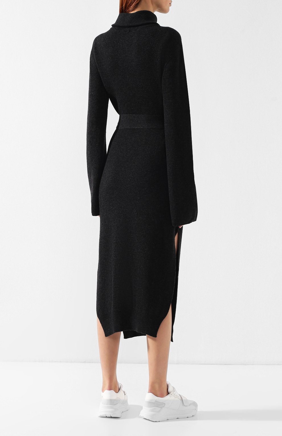Платье с поясом NANUSHKA серого цвета по цене 52050 руб., арт. CANAAN_CHARC0AL_CASHMERE BLEND RIB CASHMERE BLEND, фото 4 Платье с поясом NANUSHKA, арт. CANAAN_CHARC0AL_CASHMERE BLEND RIB CASHMERE BLEND, фото 4