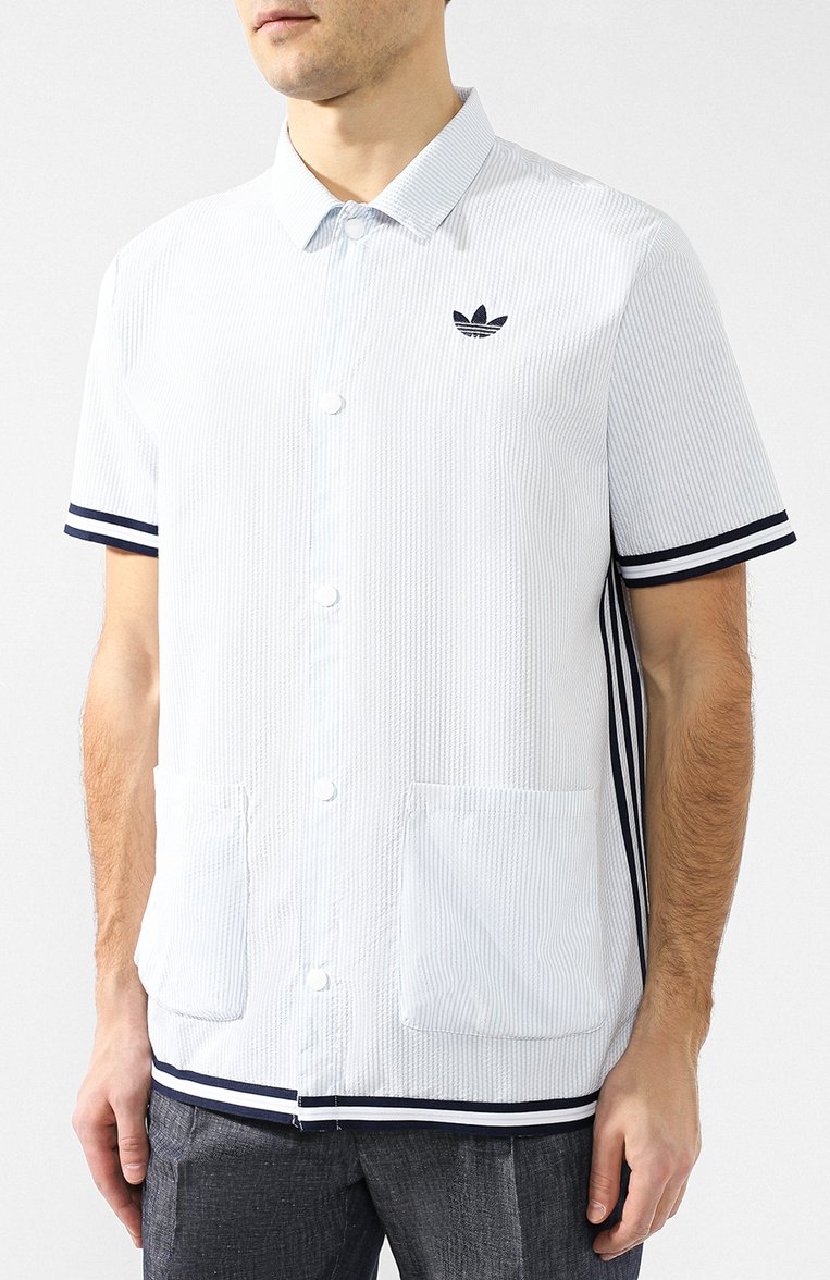 Мужская рубашка seersucker shooting ADIDAS ORIGINALS светло-голубого цвета, арт. DV3108 | Фото 3 (Статус проверки: Проверено, Проверена категория; Материал внешний: Синтетический материал, Хлопок; Длина (для топов): Стандартные; Рукава: Короткие; Случай: Повседневный; Воротник: Кент; Мужское Кросс-КТ: Рубашка-одежда; Принт: Однотонные; Стили: Кэжуэл)