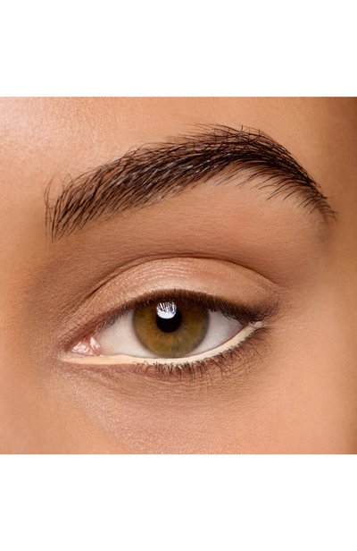 Карандаш-каял для глаз kajal excess longwear smoky eye liner, оттенок ecru (1,2g) MAC цвета по цене 2850 руб., арт. SB71-07, фото 5 Карандаш-каял для глаз kajal excess longwear smoky eye liner, оттенок ecru (1,2g) MAC, арт. SB71-07, фото 5