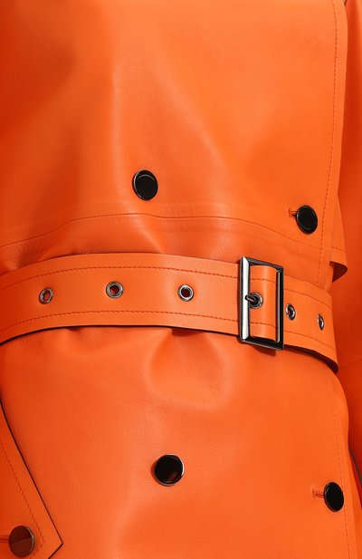 Кожаное пальто с поясом TOM FORD оранжевого цвета по цене 899000 руб., арт. CPL650-LEX181, фото 5 Кожаное пальто с поясом TOM FORD, арт. CPL650-LEX181, фото 5