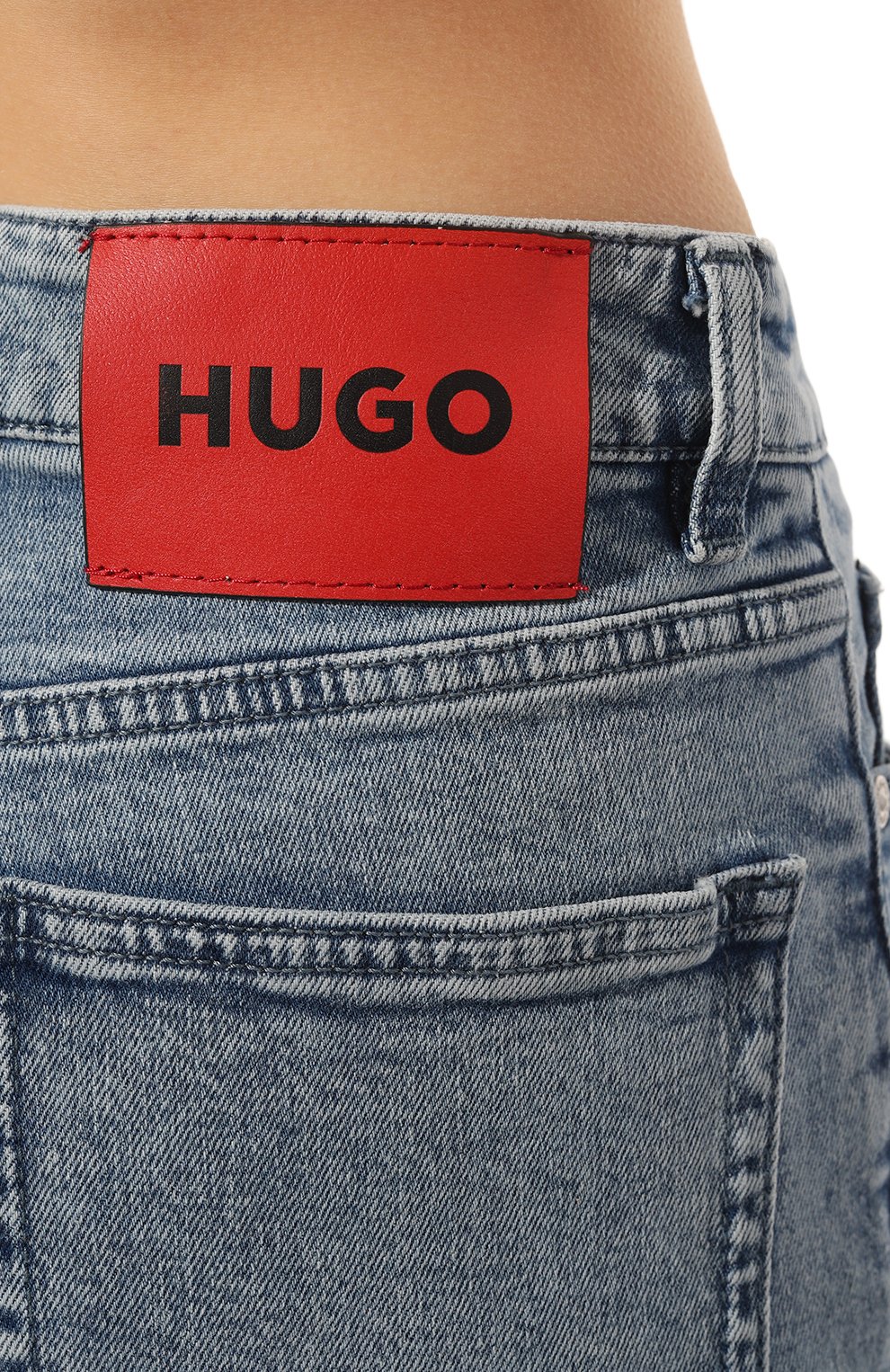Джинсы HUGO голубого цвета по цене 12610 руб., арт. 50485811, фото 5 Джинсы HUGO, арт. 50485811, фото 5