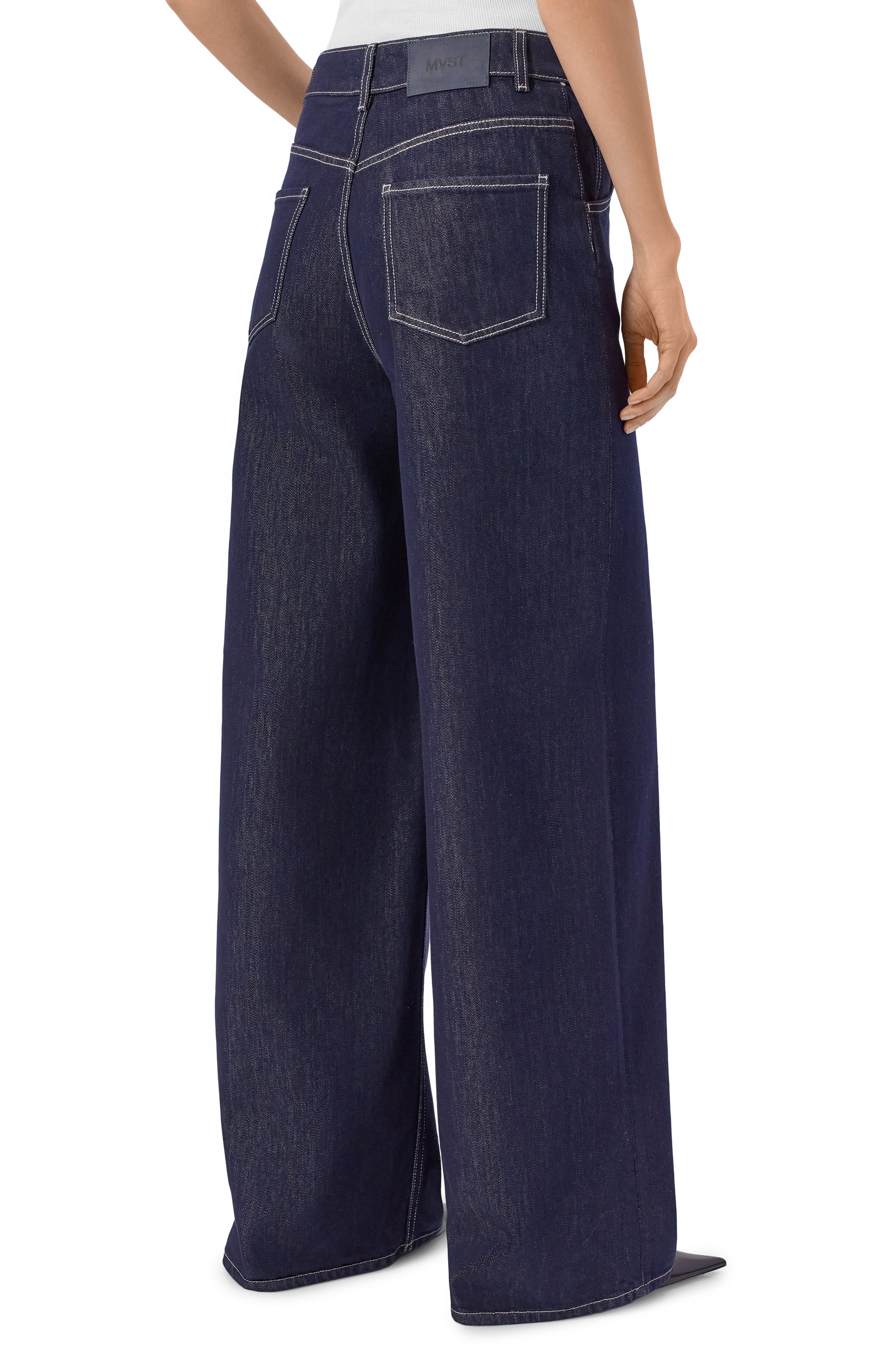 Джинсы MVST синего цвета по цене 113500 руб., арт. M25.1MW.T008-59/LEXUS, фото 4 Джинсы MVST, арт. M25.1MW.T008-59/LEXUS, фото 4