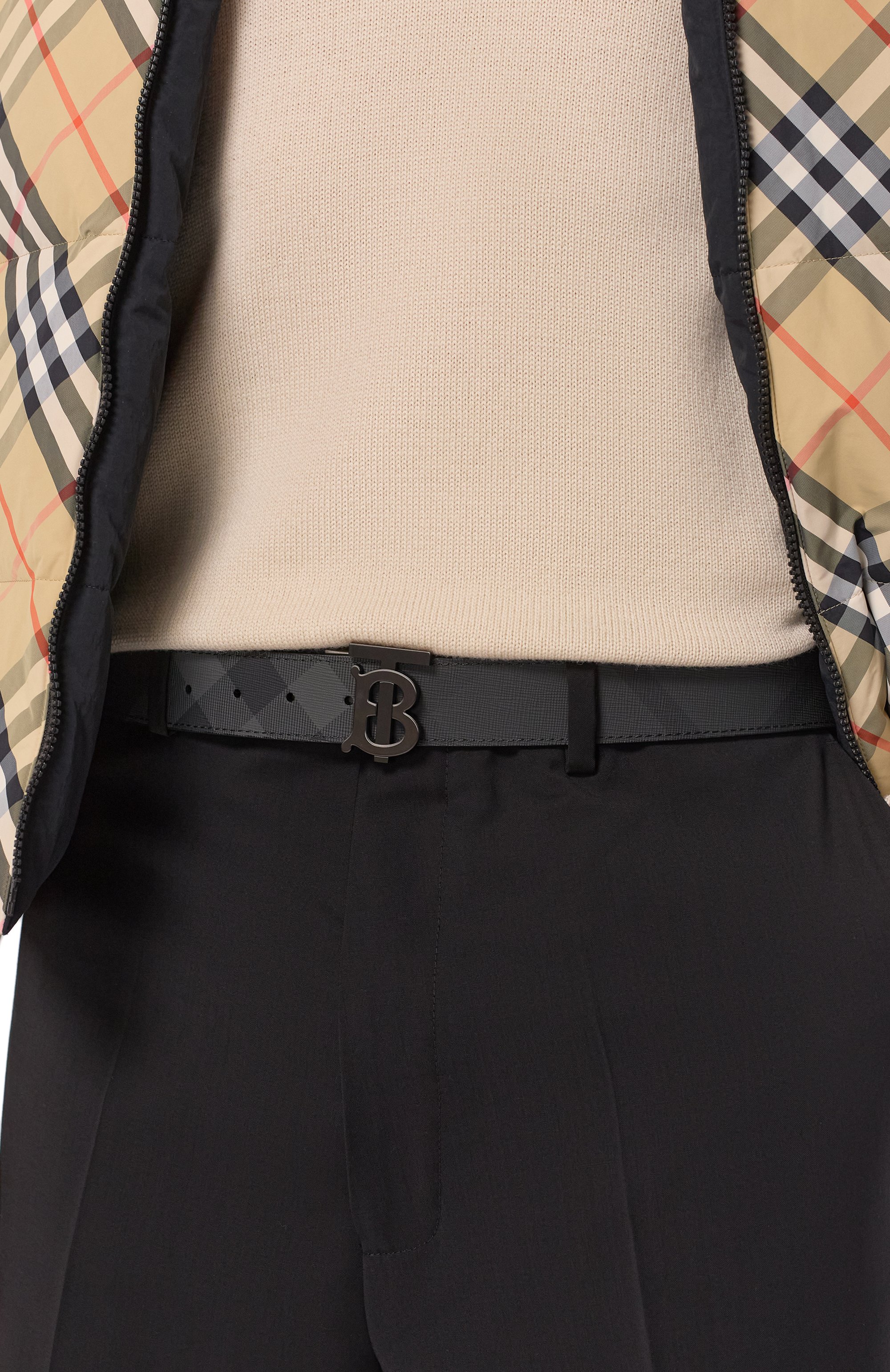 Двусторонний ремень BURBERRY темно-серого цвета по цене 66550 руб., арт. 8065339, фото 2 Двусторонний ремень BURBERRY, арт. 8065339, фото 2