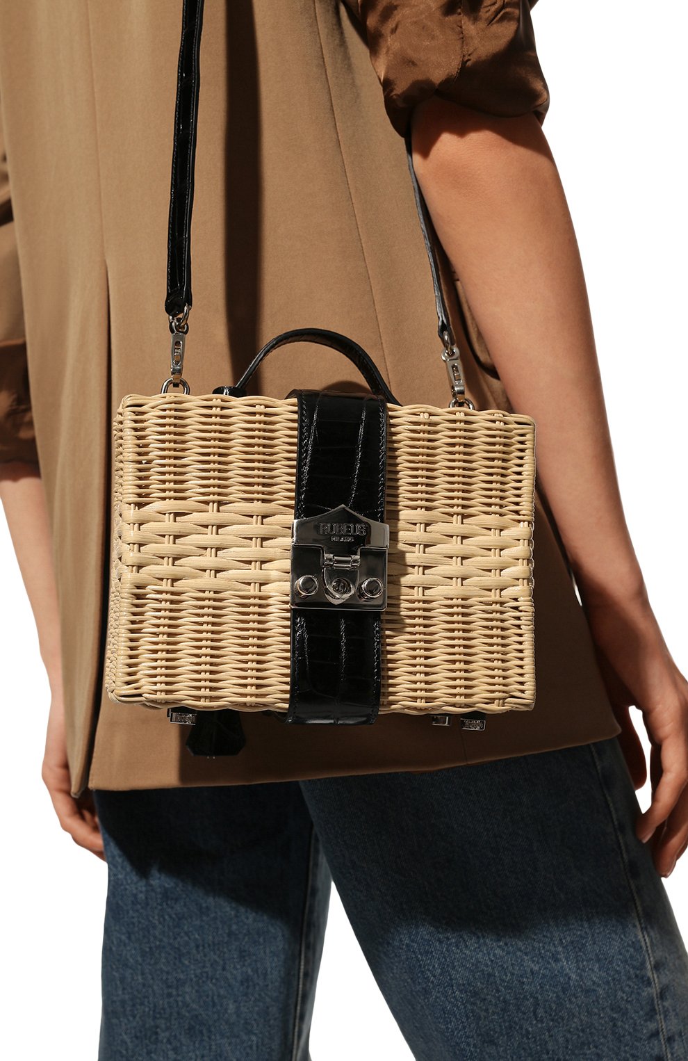 Сумка flash RUBEUS MILANO бежевого цвета по цене 346500 руб., арт. 13100, фото 6 Сумка flash RUBEUS MILANO, арт. 13100, фото 6